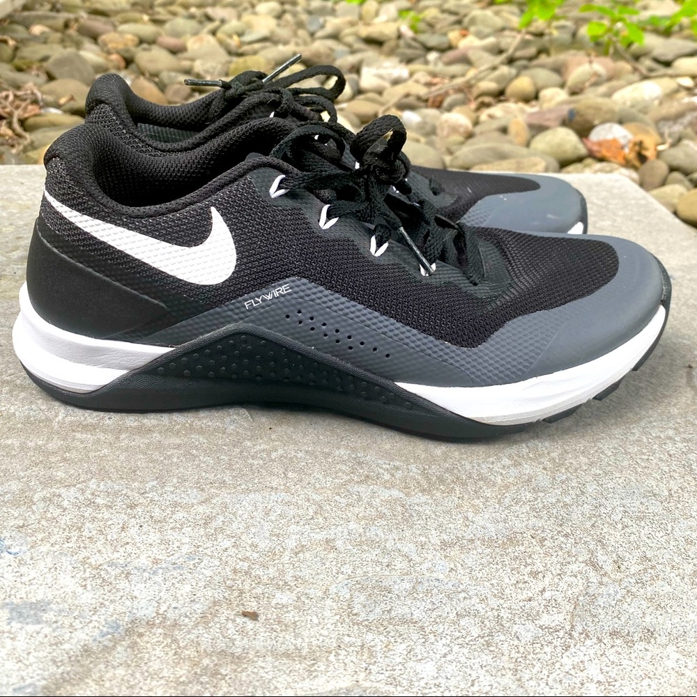 Nike Flywire Trainers